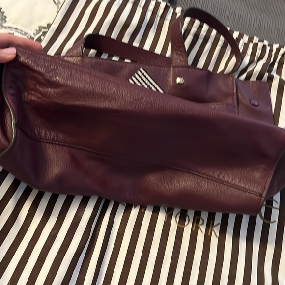 Henri bendel wine leather tote bag - Picture 5 of 8